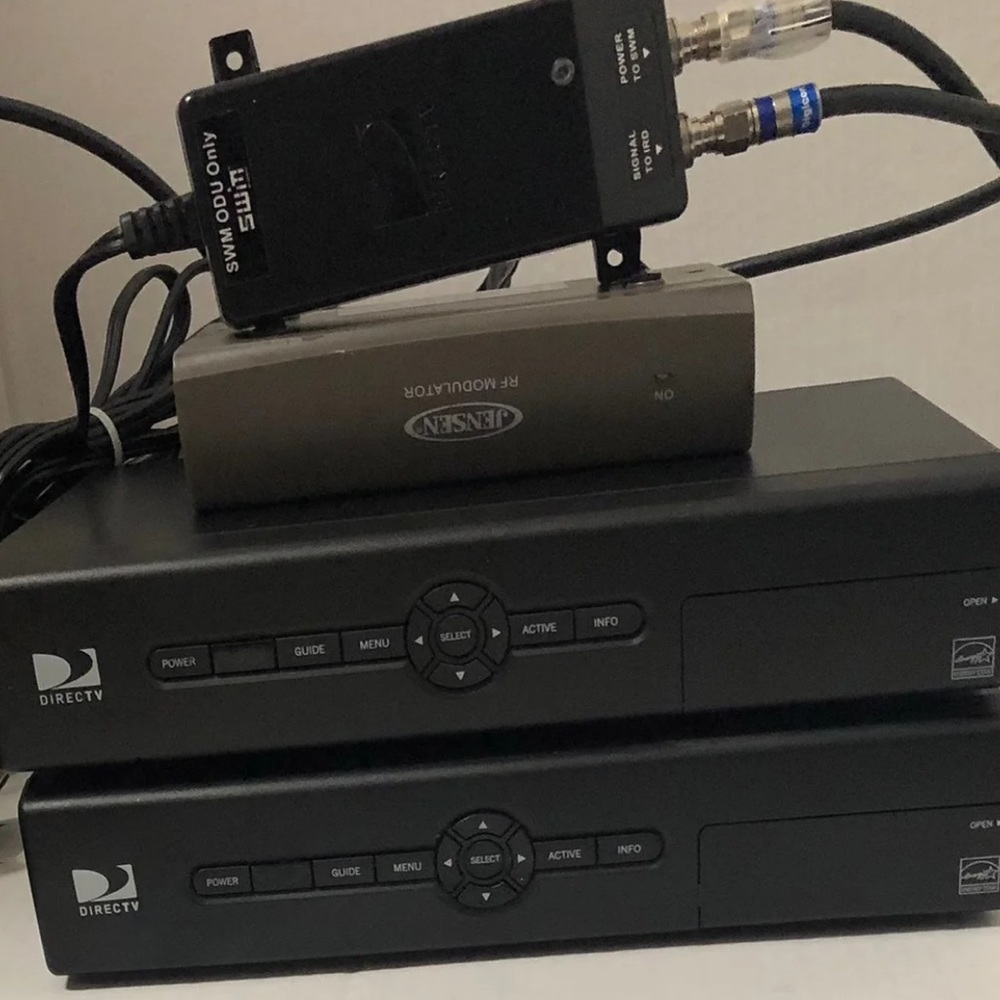 Directv boxes 4 pcs